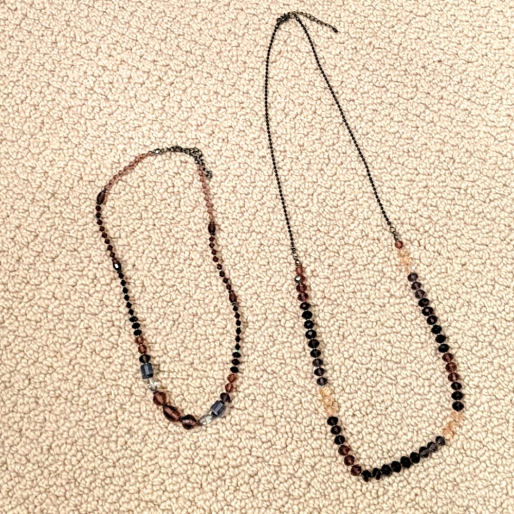 Burgundy beaded necklace two-piece